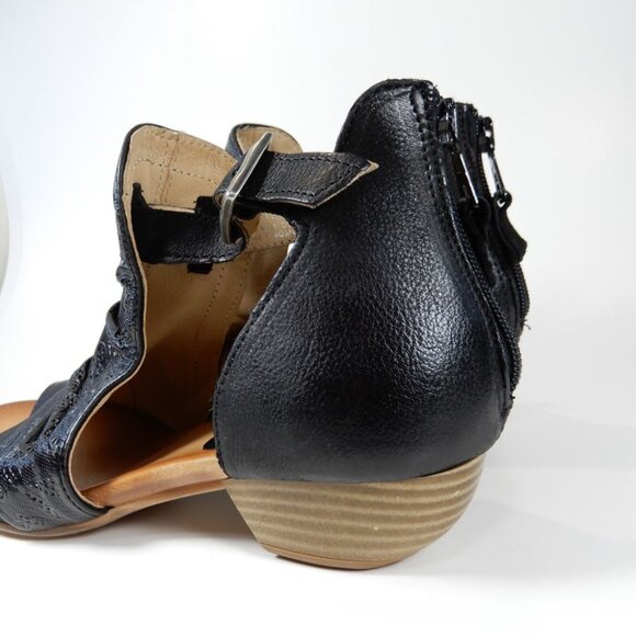 Miz Mooz Corra SANDALS Size 38 7.5 8 Peep Toe Black Embroidered Leather NEW - Picture 11 of 14